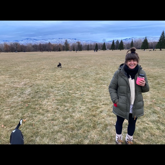 Meet your Posher, Meg - Picture 2 of 5